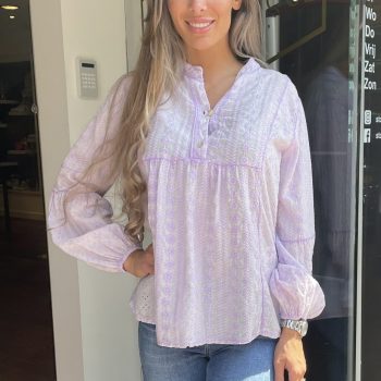 Ambika blouse Violetta voorkant