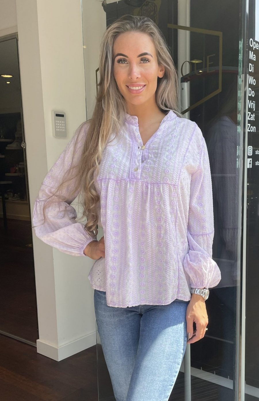 Ambika blouse Violetta voorkant